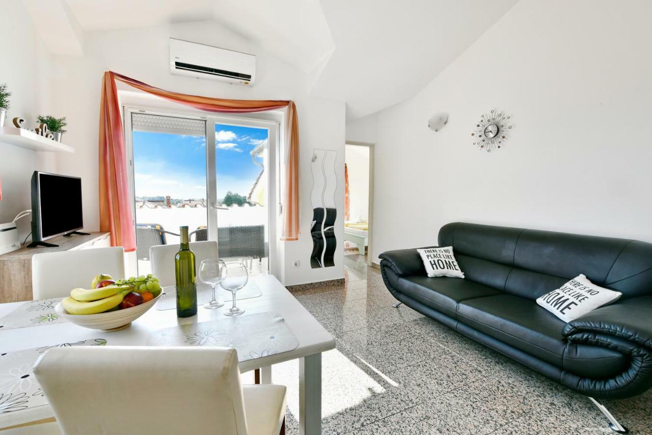 شقة Apartman Del Mar بوريتش المظهر الخارجي الصورة
